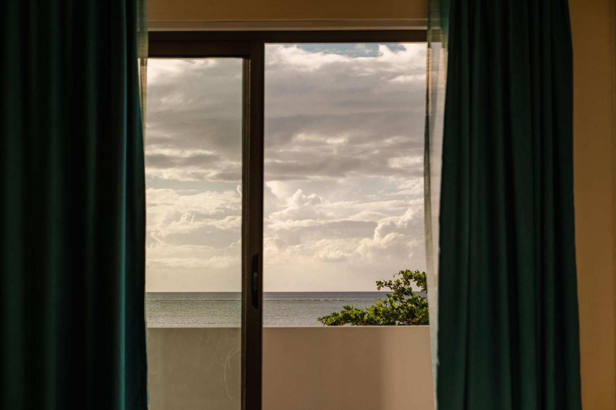 Stella Marris Beachfront Villa Pointe aux Sable Zewnętrze zdjęcie